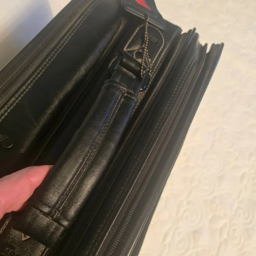 Targus 100% Genuine Leather Men's Briefcase Laptop Bag 14